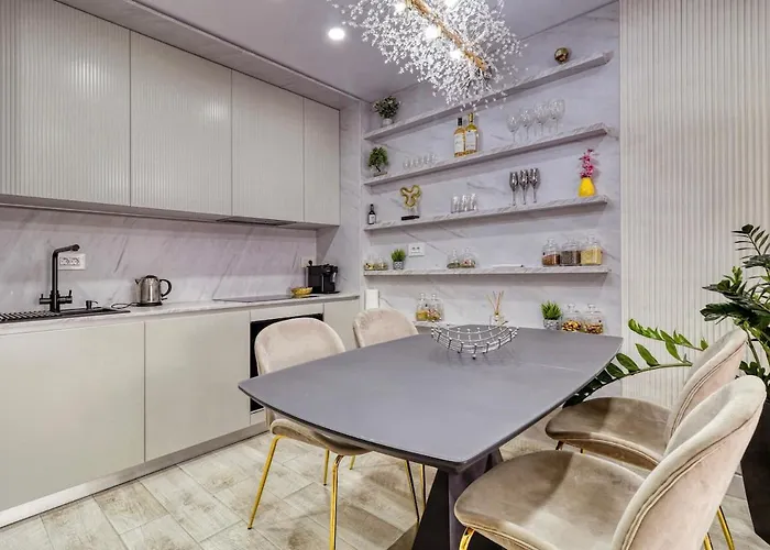 Urban Elegance - 2bd Modern Flat *