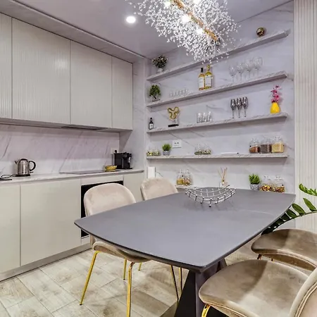 Urban Elegance - 2bd Modern Flat *